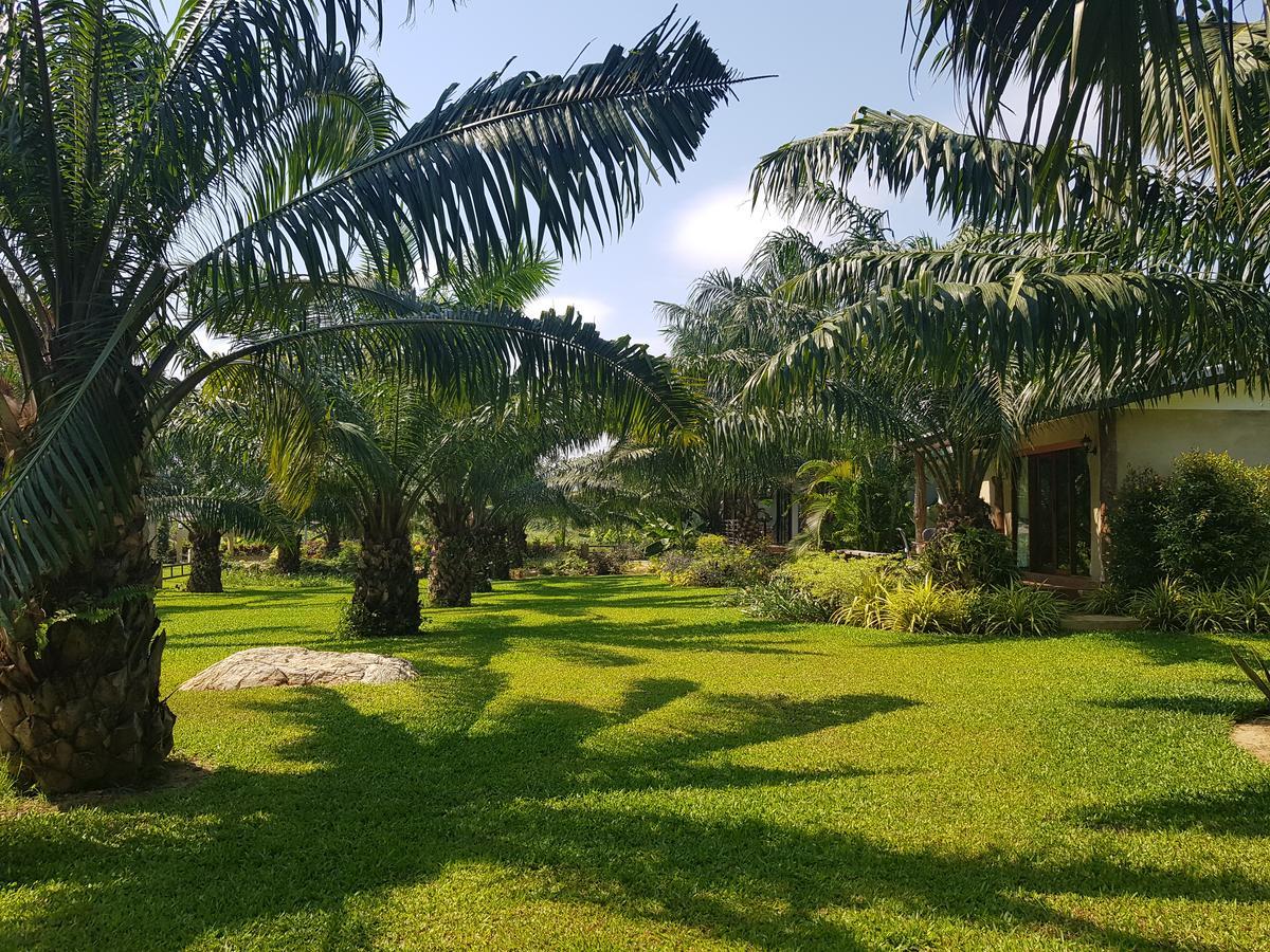Palm Pran Resort Pran Buri Exterior photo